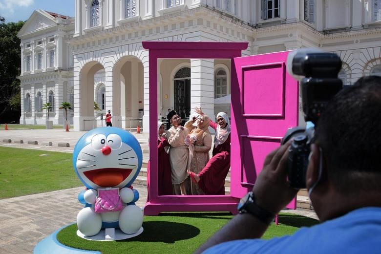 Doraemon menyerbu Museum Nasional Singapura untuk festival Instagram